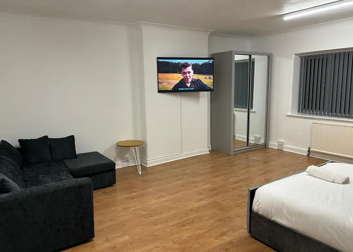 Del Apartments