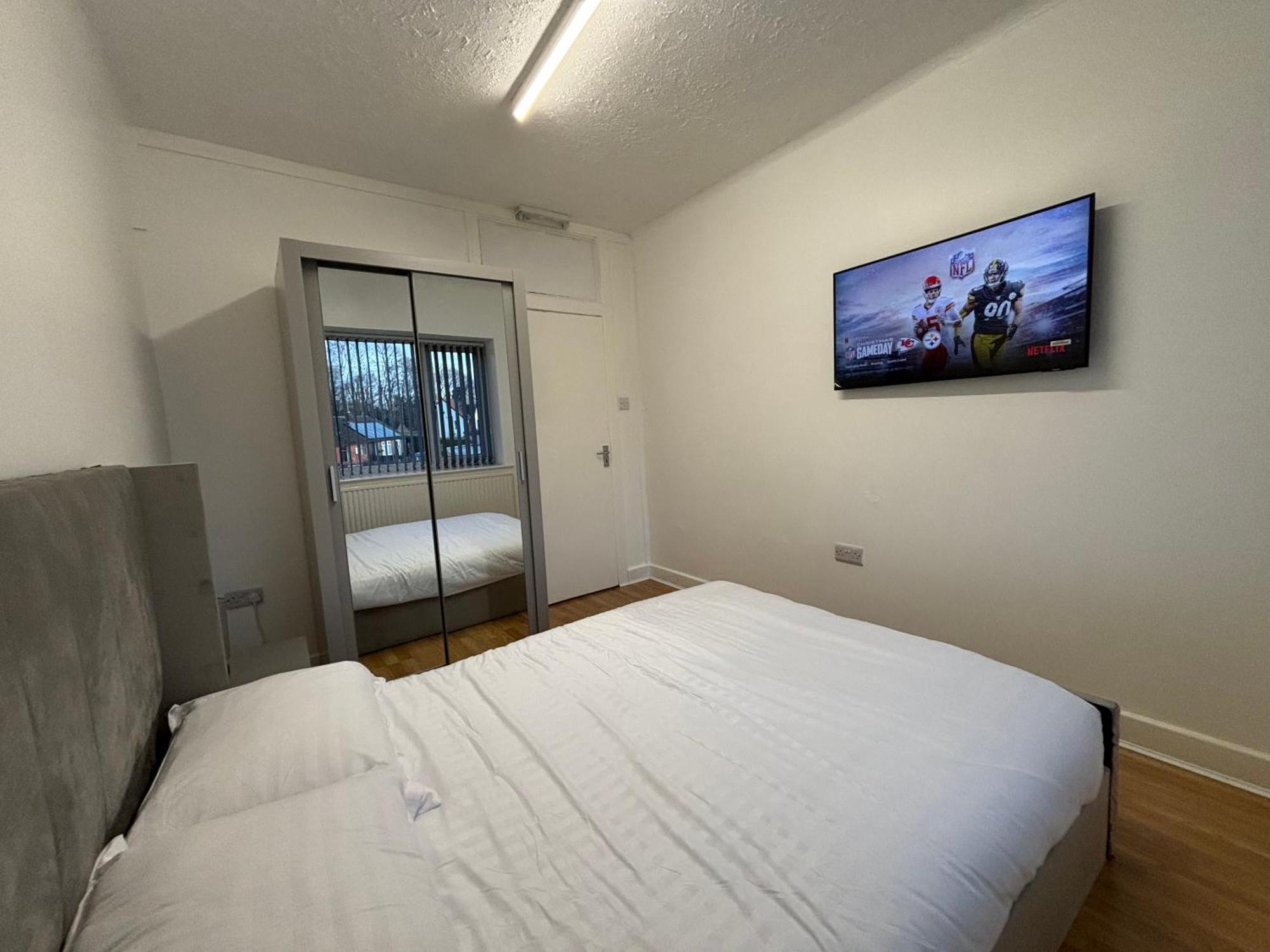 Del Apartment Warrington