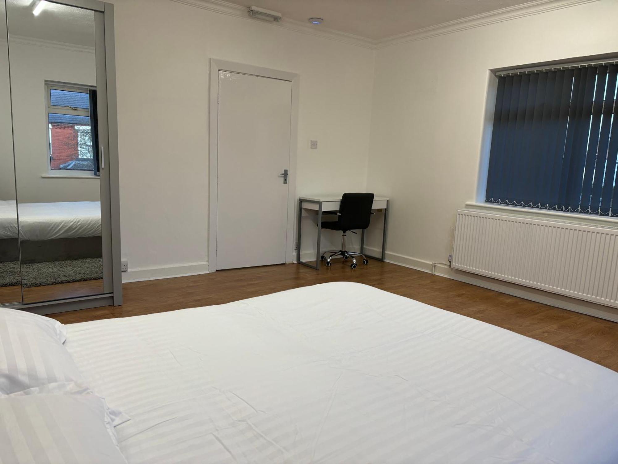 Apartment Del Warrington