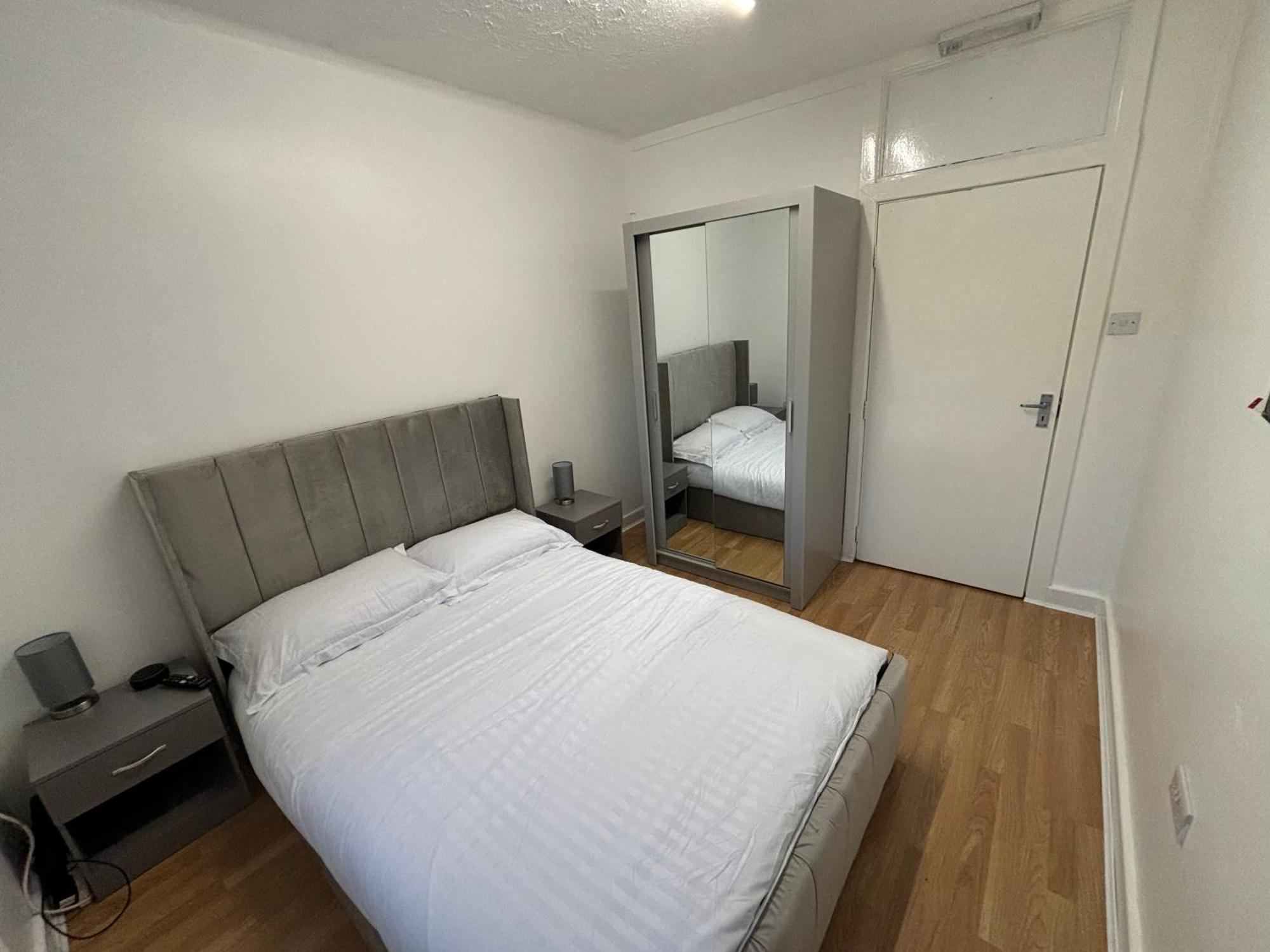 Del Apartment Warrington